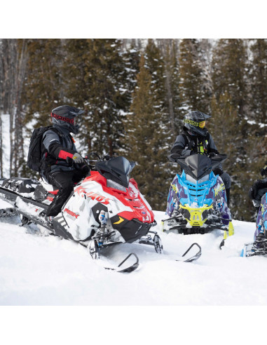 DEEP SNOW MID WINDSHIELD