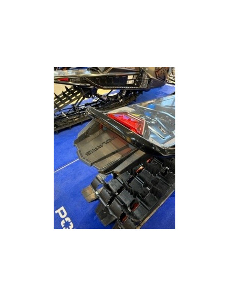 Polaris Matryx Slash Stänklapp