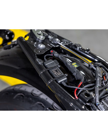 Quad Lock - Vattentät 12V till USB...