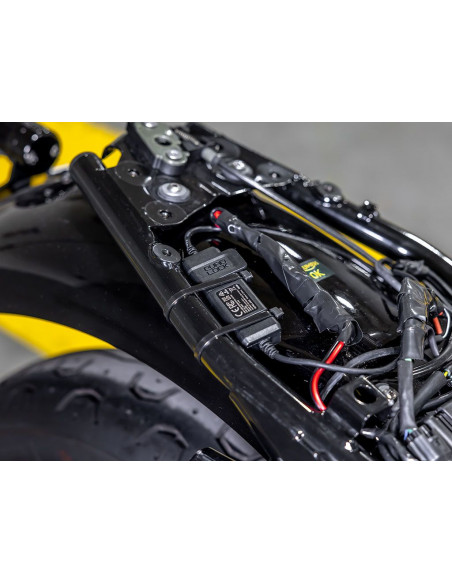 Quad Lock - Vattentät 12V till USB Smart Adapter